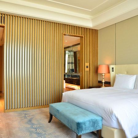 Hilton Urumqi Exterior photo