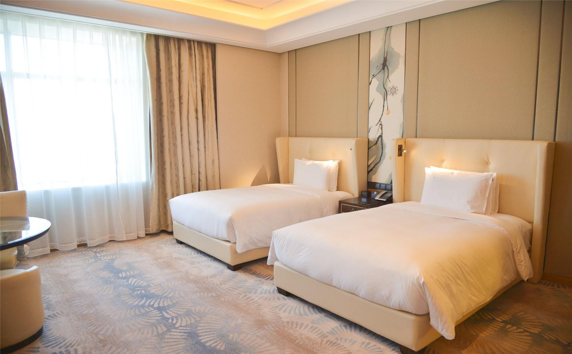 Hilton Urumqi Exterior photo